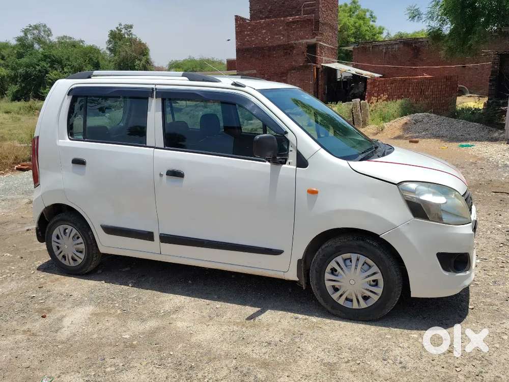 Maurti Suzuki Wagonr 2014 1st Owner Well Showroom Condition