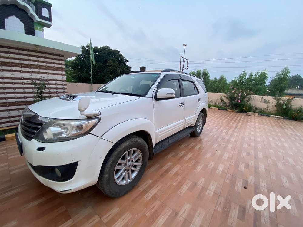 Toyota Fortuner Diesel 2012