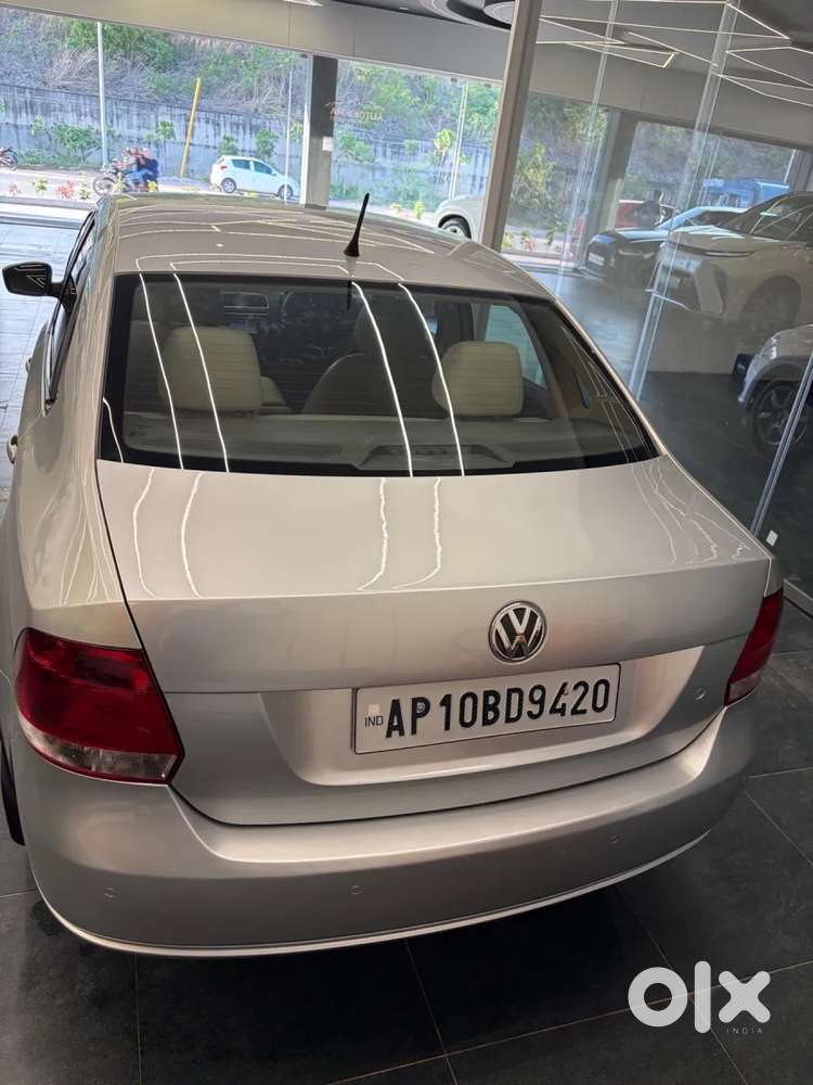 Volkswagen Vento Ipl Ii Petrol Highline At, 2013, Petrol