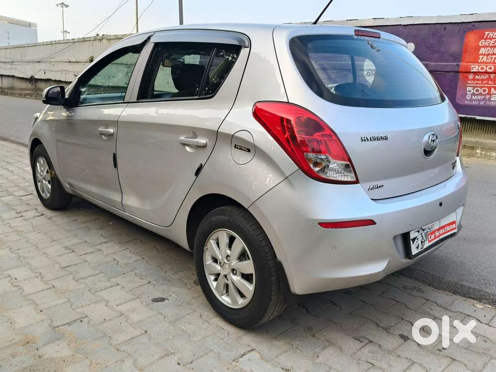 Hyundai I20 Sportz 1.4 At Vtvt, 2014, Petrol