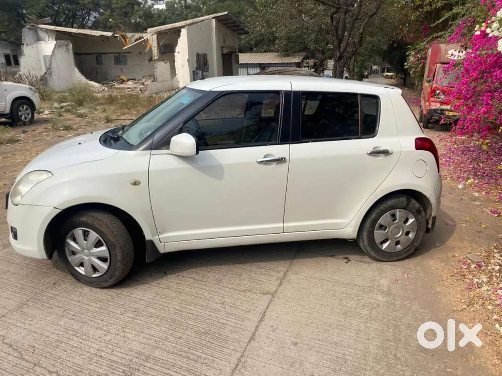 Maruti Suzuki Swift 2009 Petrol 100000 Km Driven