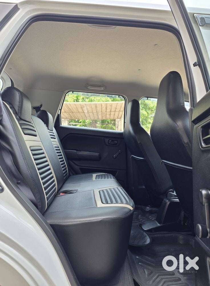 Maruti Suzuki Wagon R Lxi 1.0, 2023, Cng & Hybrids