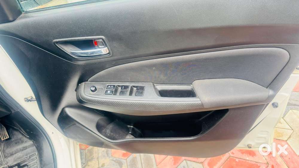 Maruti Swift Petrol 2023