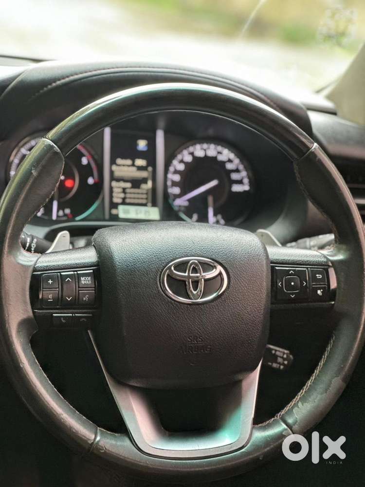 Toyota Fortuner Legender 4x4 At 2.8, 2023, Diesel