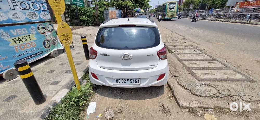 Hyundai Grand I10 Prime 2016 Petrol 82000 Km Driven