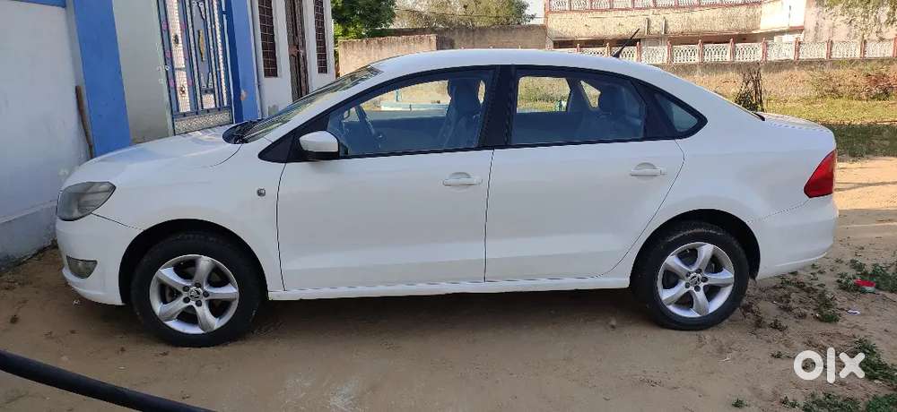 Skoda Rapid 2014 Petrol Well Maintained