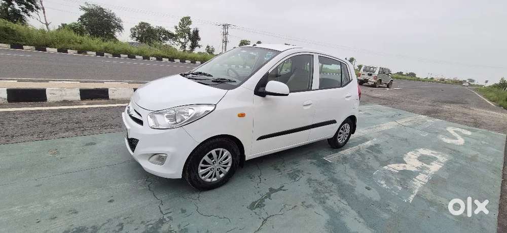 Hyundai I10 Sportz 2014 Manual Petrol