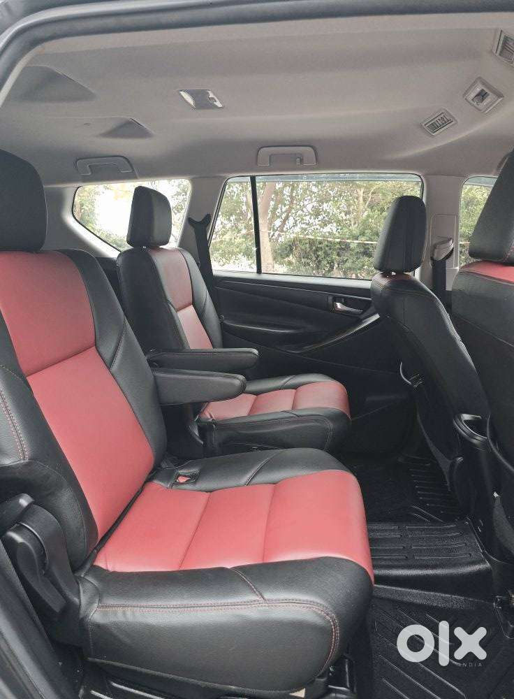 Toyota Innova Crysta [2020-ongoing] 2.4 Gx At 7 Str, 2021, Diesel