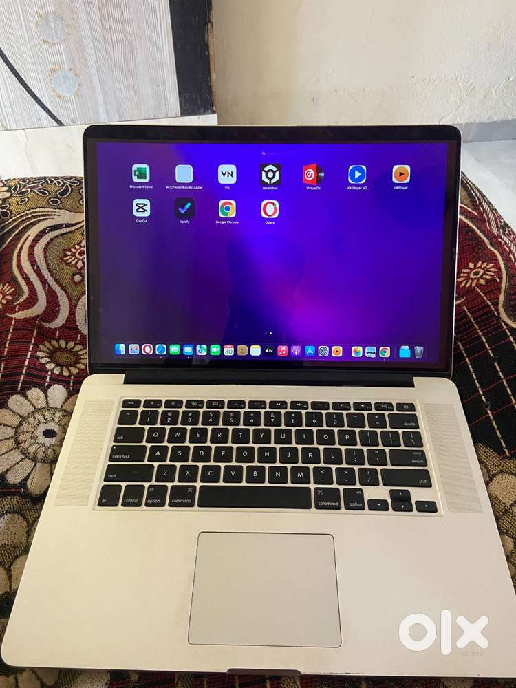 MacBook pro (retina, 15-inch, mid 2015) - Computers & Laptops in