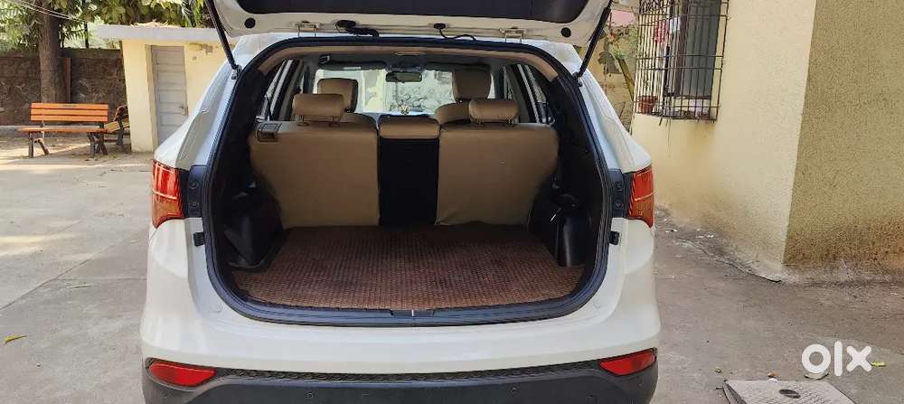 2015 Hyundai Santa Fe 4x2 Automatic Diesel – Single Owner