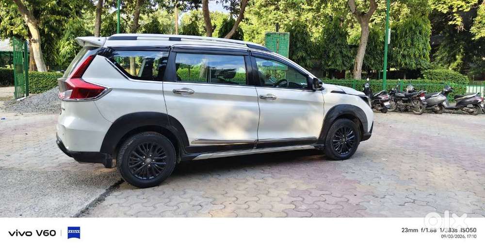 Maruti Suzuki Xl6 1.5 Alpha At, 2019, Petrol