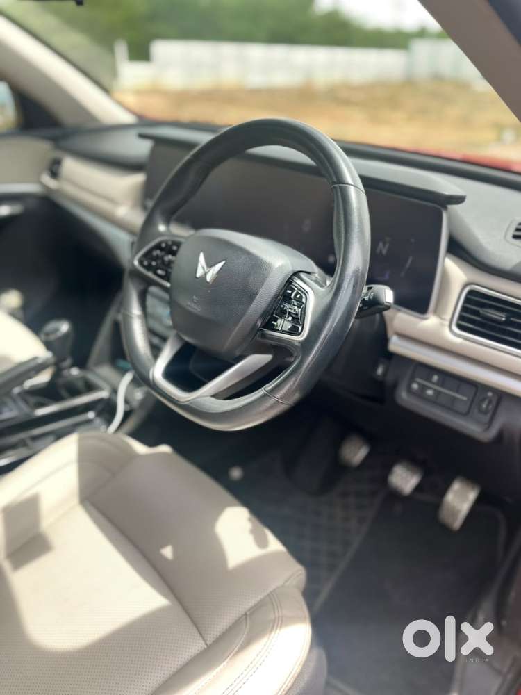Mahindra Xuv700, 2022, Petrol