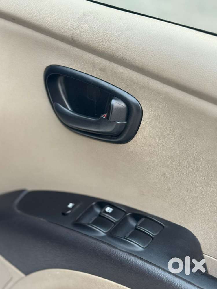 Hyundai I10 Magna O, 2015, Petrol