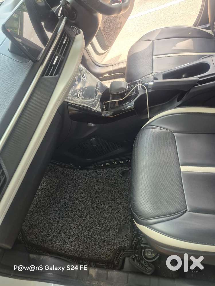 Tata Nexon Pure Plus (s) Petrol Amt, 2024, Petrol