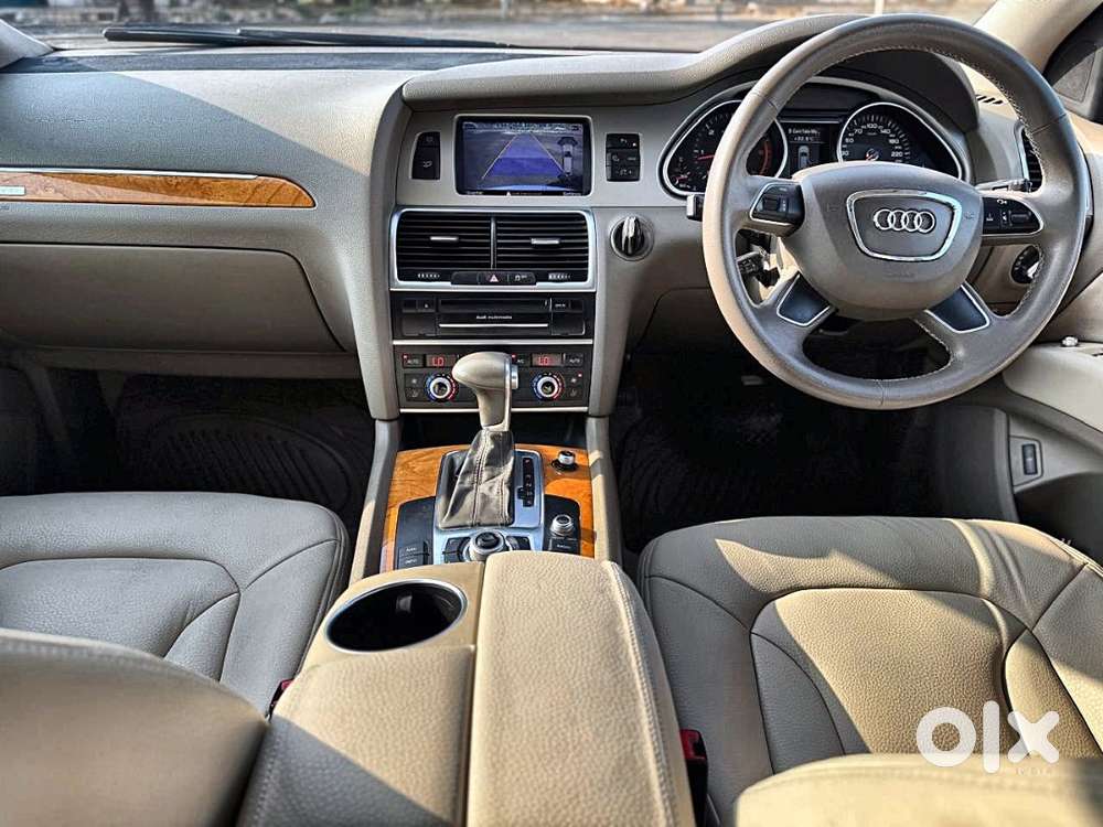 Audi Q7 Extremely Well Maintained