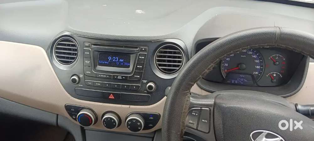 Hyundai Xcent 2015