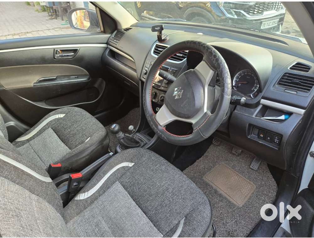 Maruti Suzuki Swift Vxi 2016