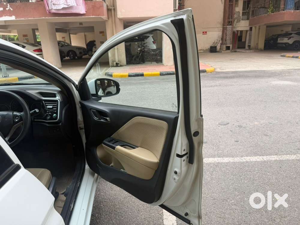 Honda City V Petrol Dec-2018