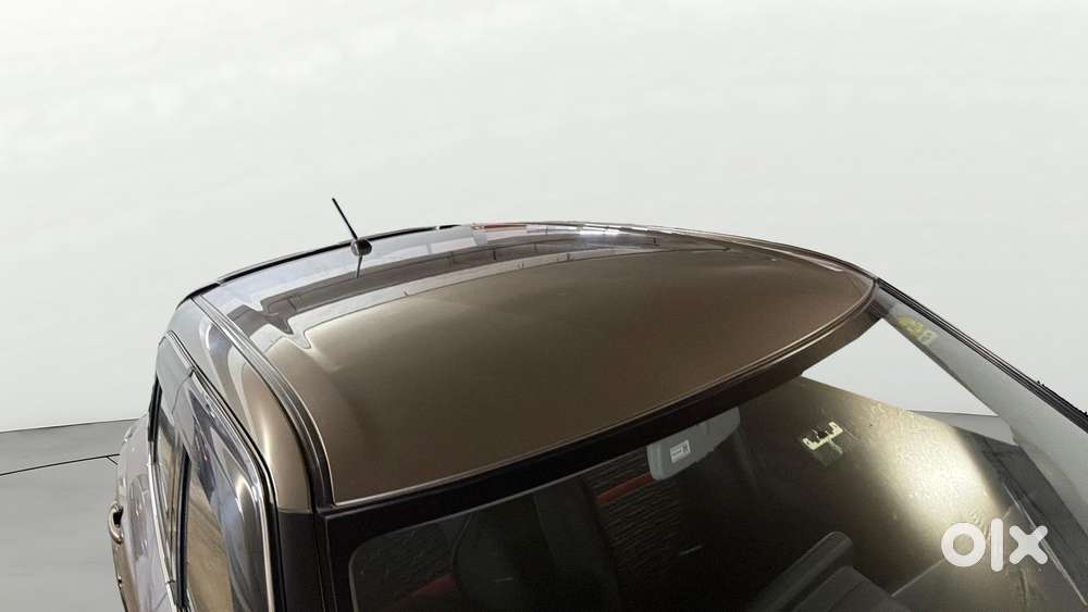 Maruti Suzuki Swift 1.2 Vxi (o), 2024, Petrol