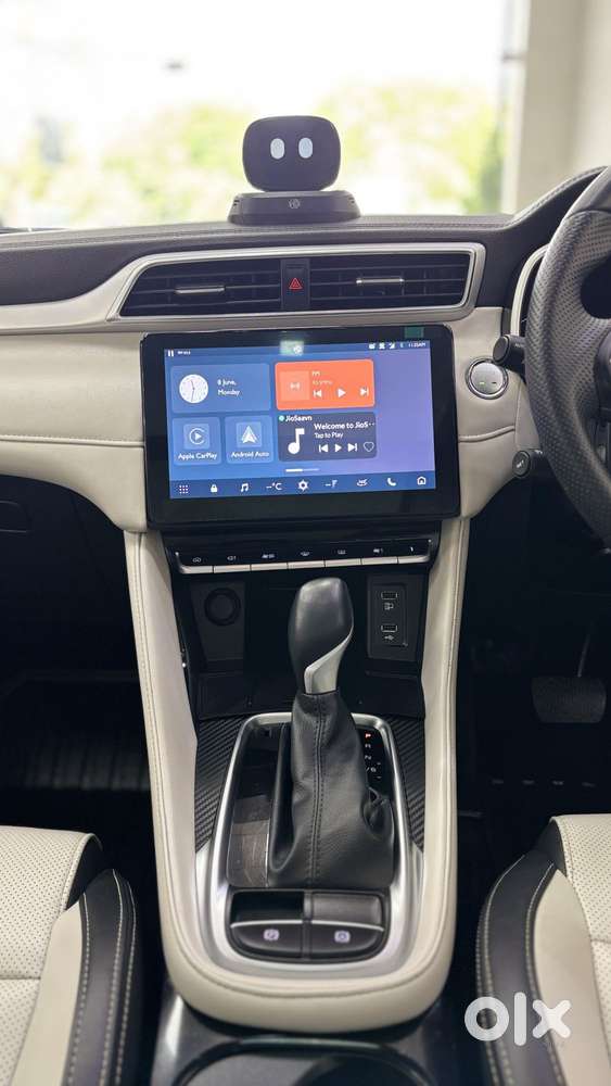 Mg Astor 1.5 Sharp(o) Cvt Ivory, 2024, Petrol