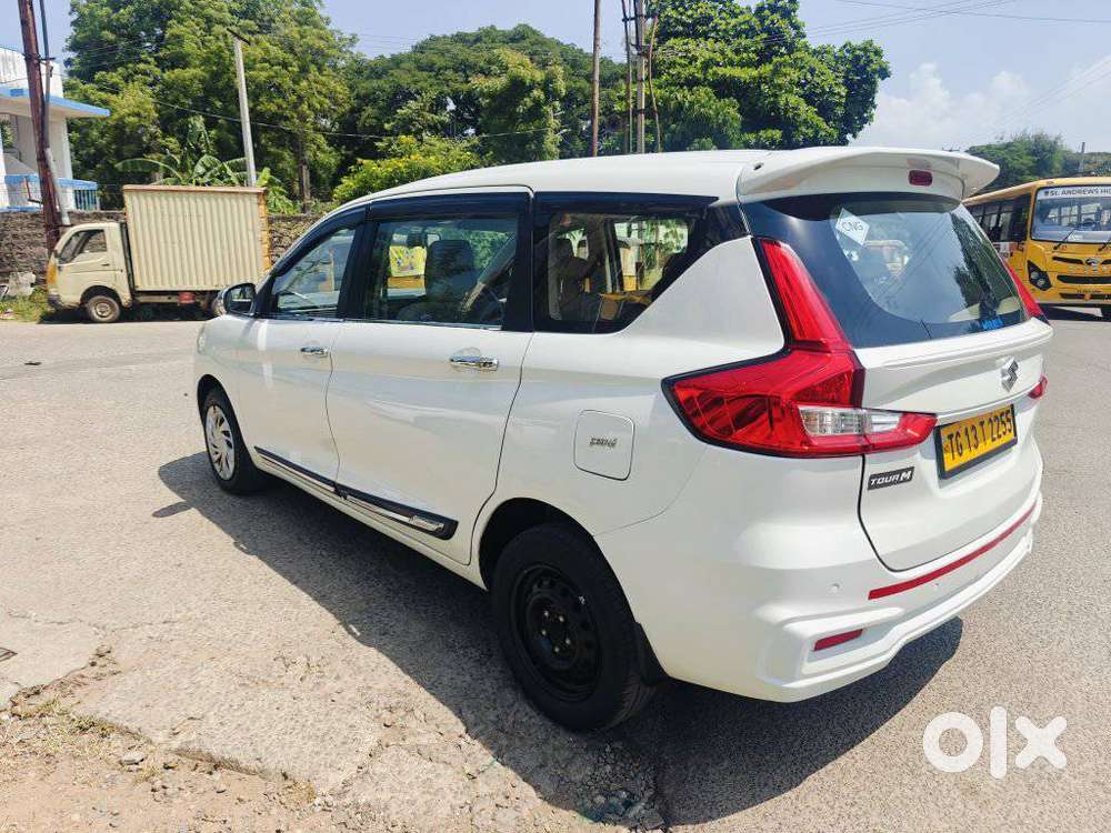 Maruti Suzuki Ertiga 1.5 Tour M Cng, 2024, Cng & Hybrids