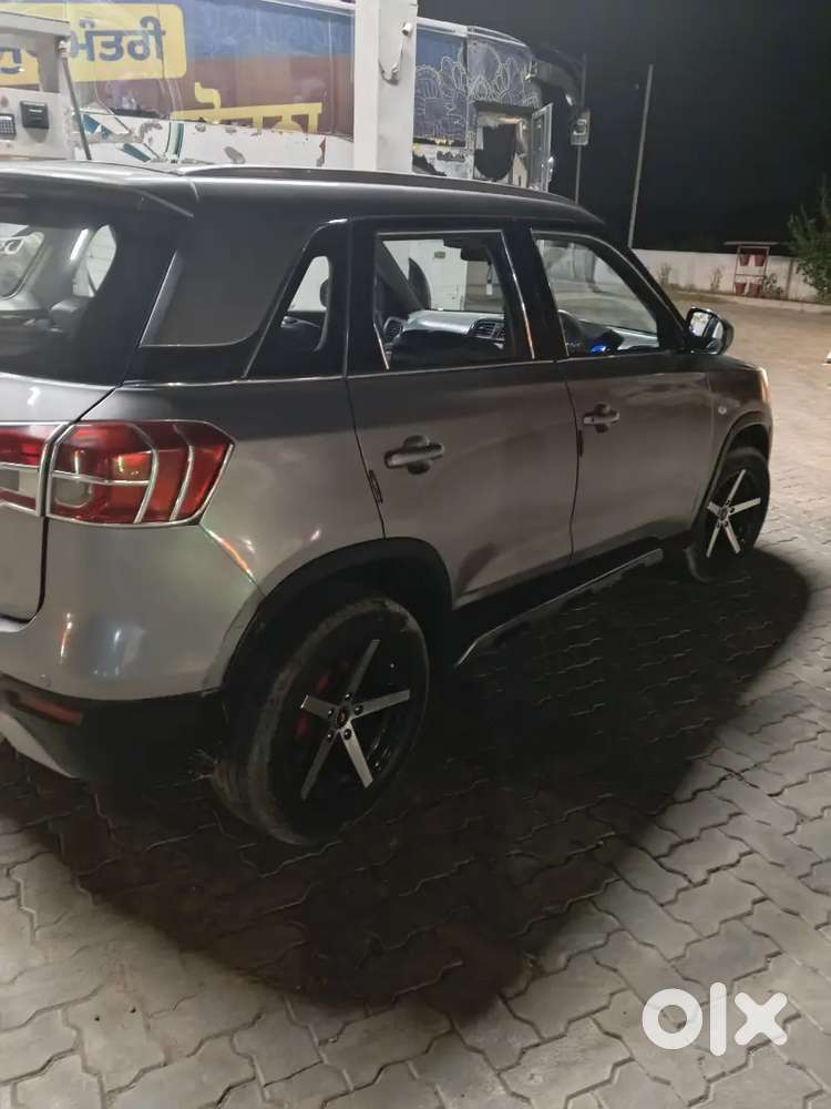 Maruti Suzuki Brezza 2017 Diesel 110000 Km Driven