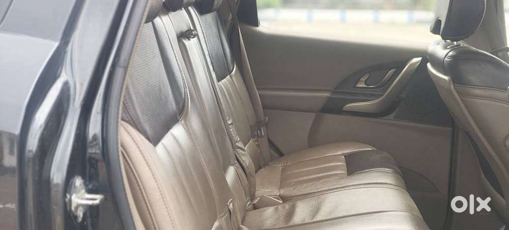 Mahindra Xuv500 W8 2wd, 2015, Diesel