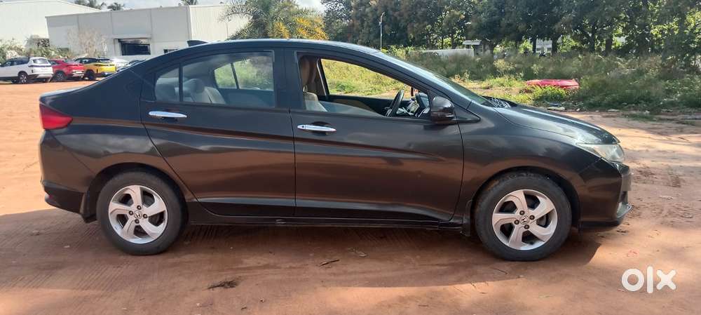 Honda City V Mt, 2015, Petrol