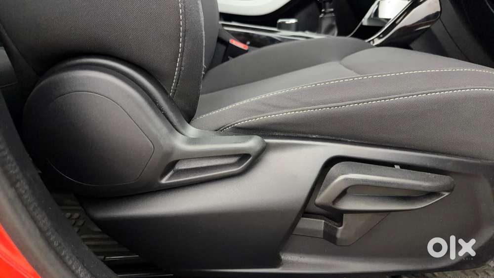 Tata Nexon Creative 1.2 Revotron Petrol 6 Mt, 2023, Petrol