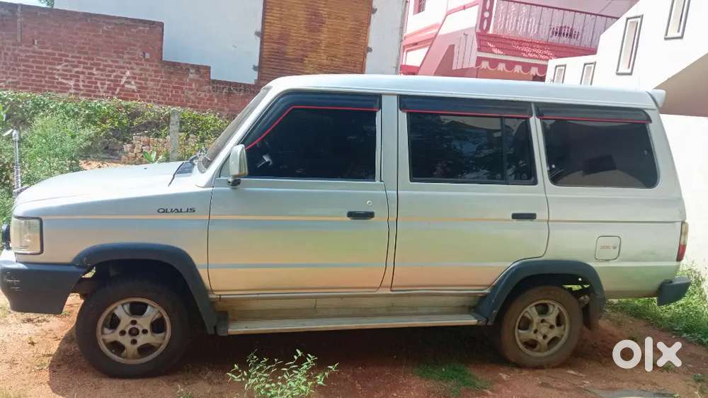 Toyota Quelis