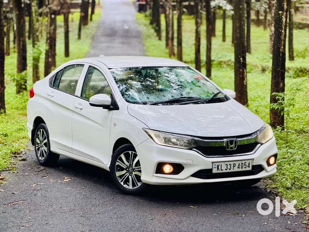 Honda City I-vtec Cvt V, 2022, Petrol