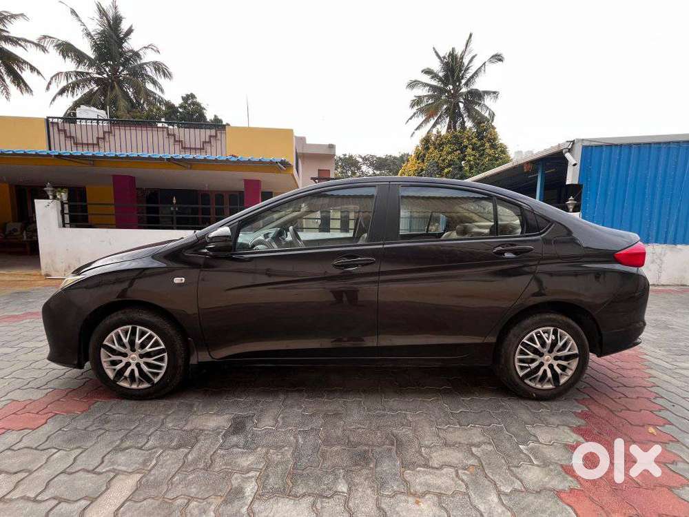 Honda City, 2015, Petrol