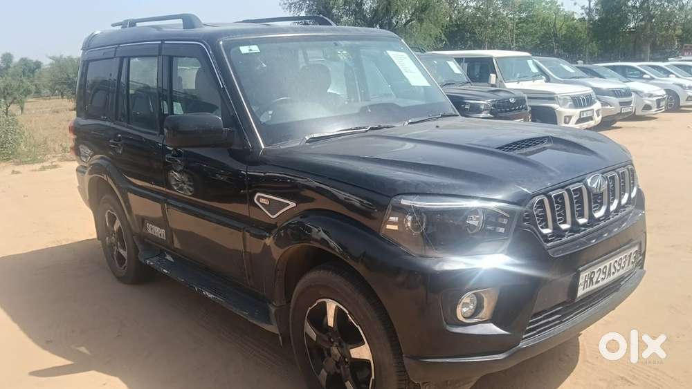Mahindra Scorpio Classic 2018 Diesel Manual