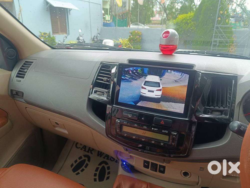 Toyota Fortuner 3.0 4x4 Manual, 2011