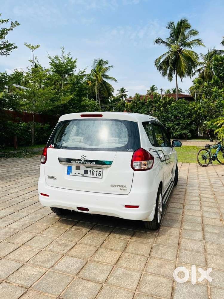 Maruti Suzuki Ertiga 2012