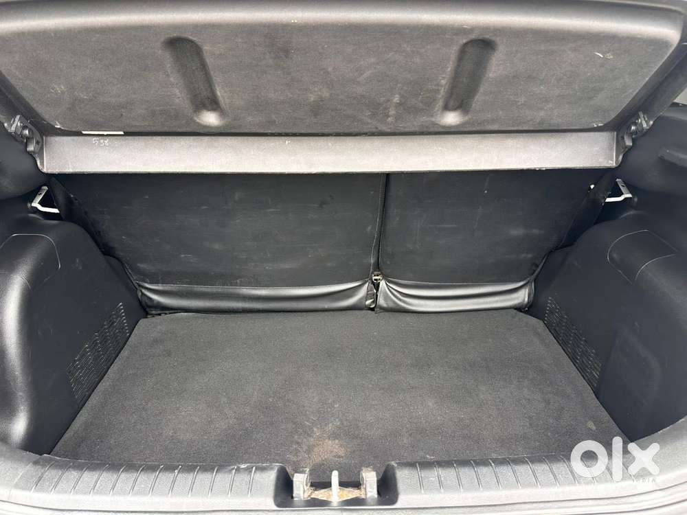 Hyundai Venue Sx (o) Mt 1.5 Diesel, 2023, Diesel