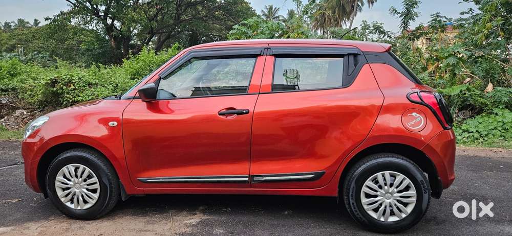 Maruti Suzuki Swift Lxi Optional-o, 2019, Petrol