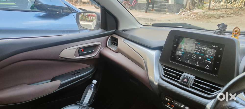 Maruti Suzuki Fronx 2023 Petrol Automatic