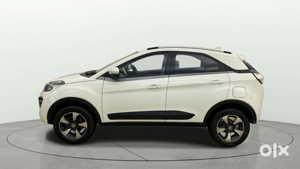 Tata Nexon 1.2 Revotron Xz Plus, 2017, Petrol