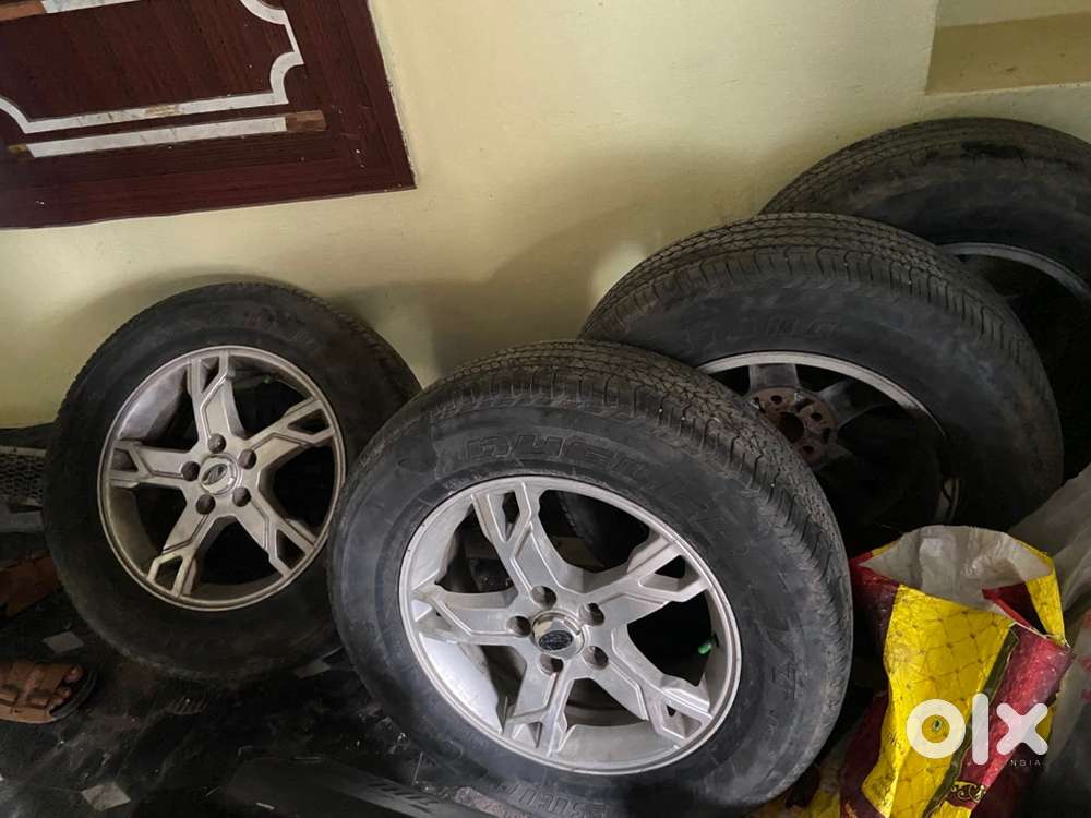 Mahindra Scorpio Magwheels