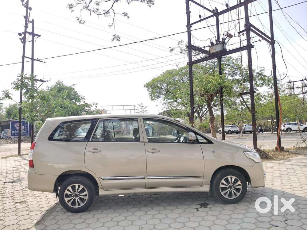 Toyota Innova 2004 Diesel Well Maintained