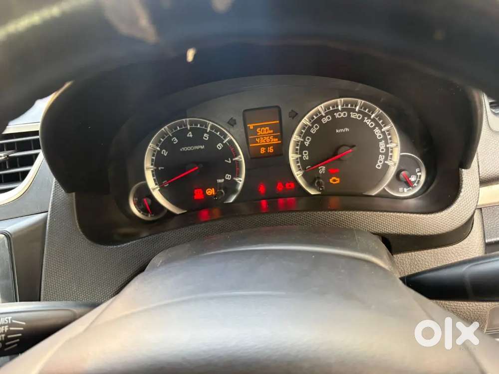 Maruti Suzuki Swift 2017 Petrol 43500 Km Driven