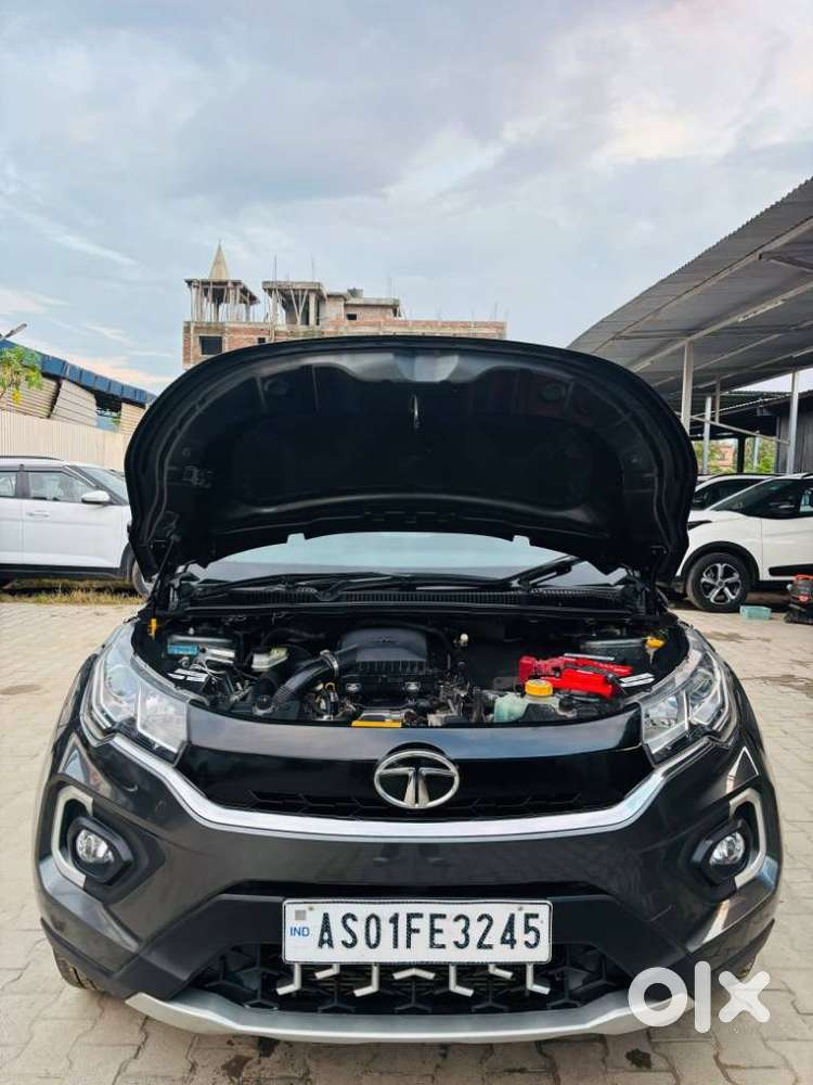 Tata Nexon 1.2 Revotron Xza Plus Premium, 2022, Petrol