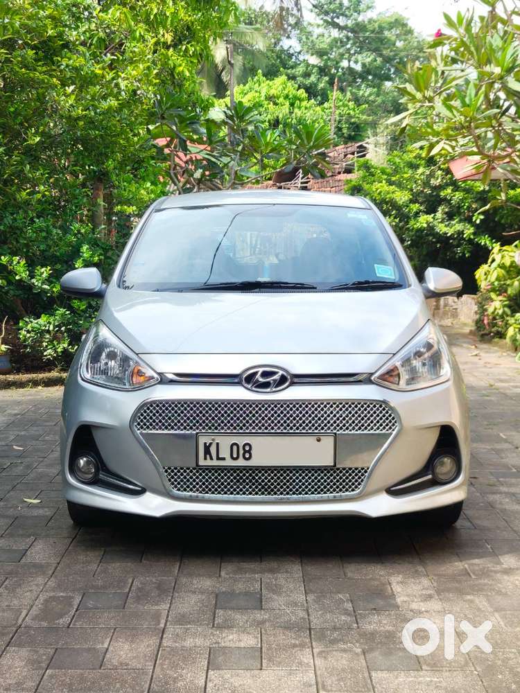 2017 Hyundai Grand I10 Sportz | Only 25,000 Km | Full Company Service
