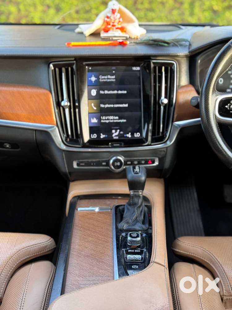 Volvo S90 D4 2019