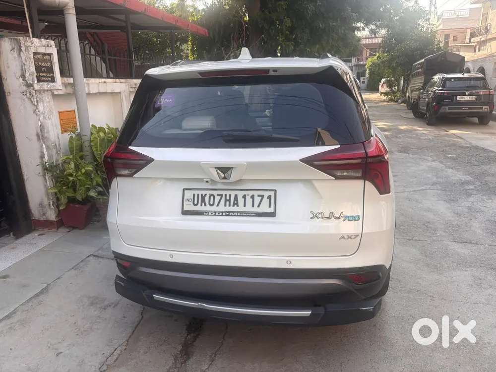 Mahindra Xuv700 Ax7l 2025
