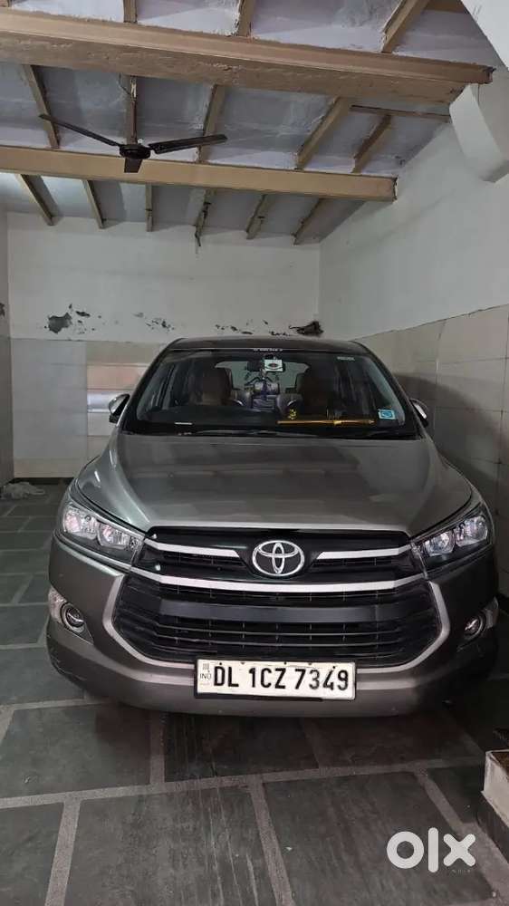 Toyota Innova Crysta 2018 Diesel Well Maintained
