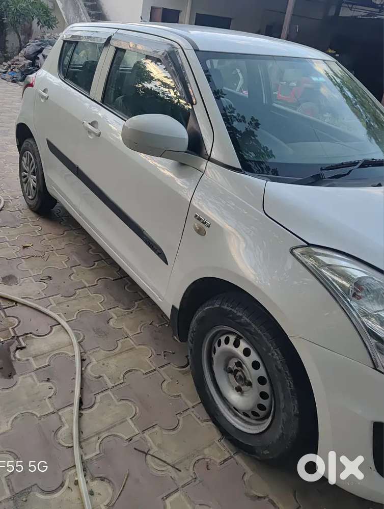 Maruti Suzuki Swift 2016