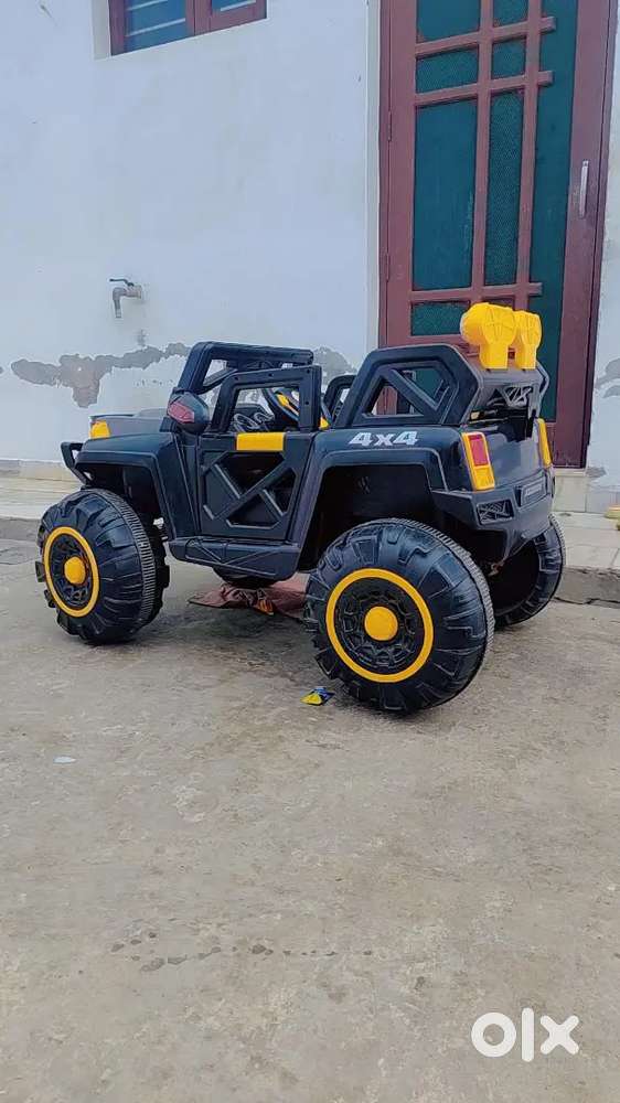 Electric car 9month lod full working condition