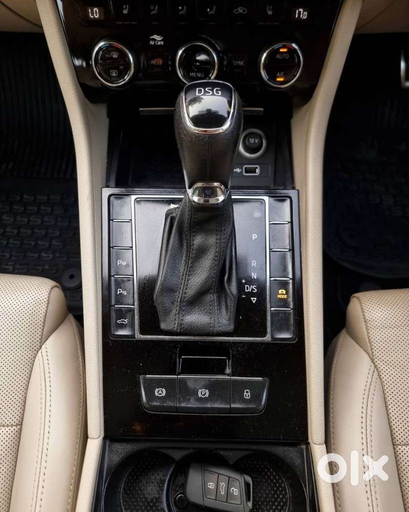 Skoda Superb 2.0 Tsi At L&k, 2018, Petrol